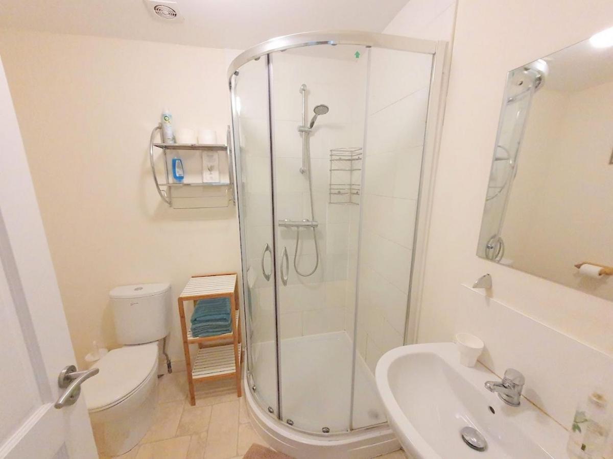 Bassett Flat With 2 Bedrooms And Superfast Wi-Fi 锡廷伯恩 外观 照片