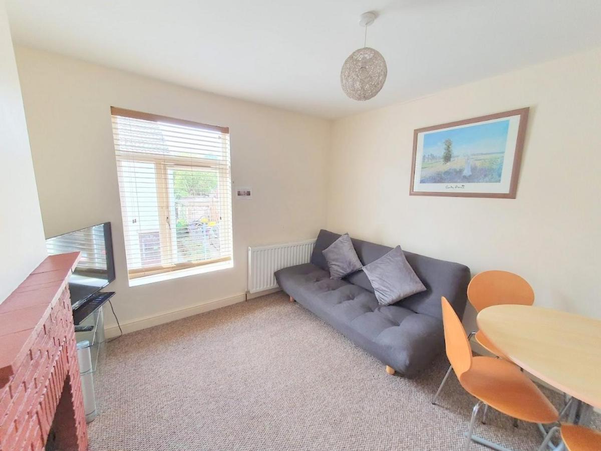 Bassett Flat With 2 Bedrooms And Superfast Wi-Fi 锡廷伯恩 外观 照片
