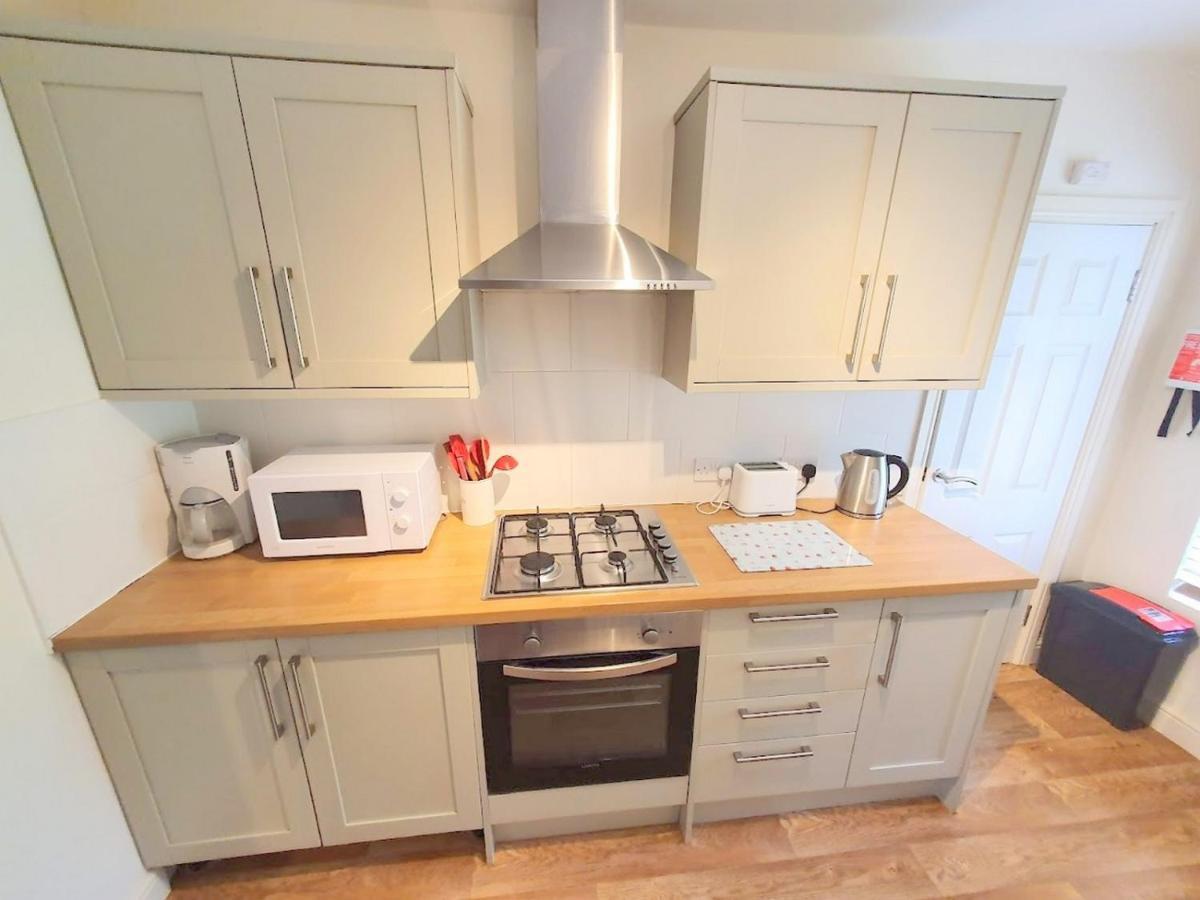 Bassett Flat With 2 Bedrooms And Superfast Wi-Fi 锡廷伯恩 外观 照片