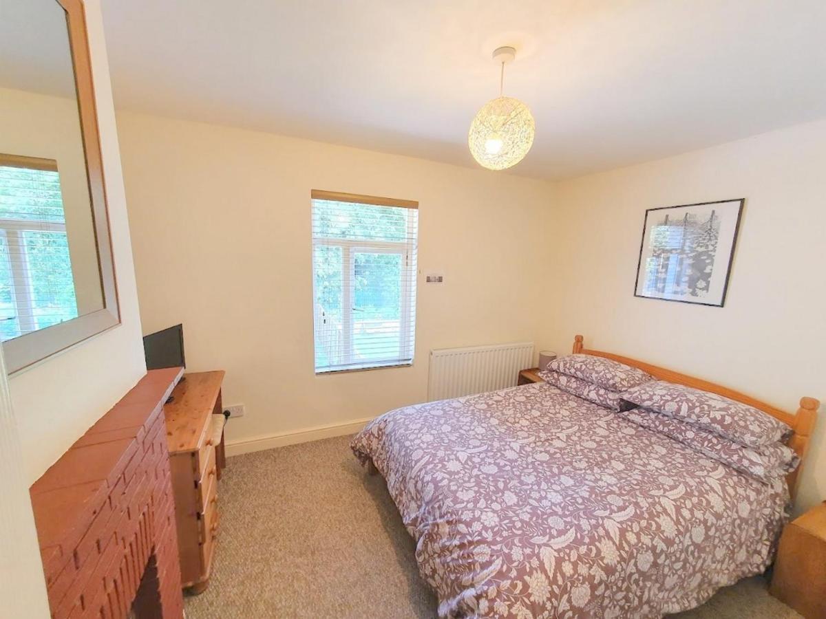 Bassett Flat With 2 Bedrooms And Superfast Wi-Fi 锡廷伯恩 外观 照片