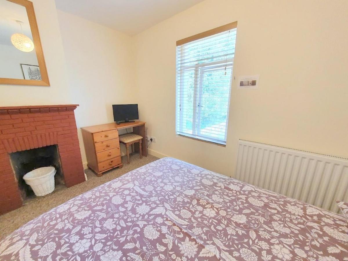 Bassett Flat With 2 Bedrooms And Superfast Wi-Fi 锡廷伯恩 外观 照片