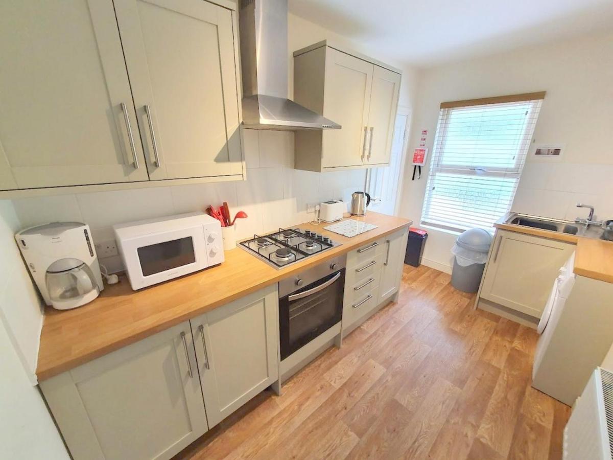 Bassett Flat With 2 Bedrooms And Superfast Wi-Fi 锡廷伯恩 外观 照片