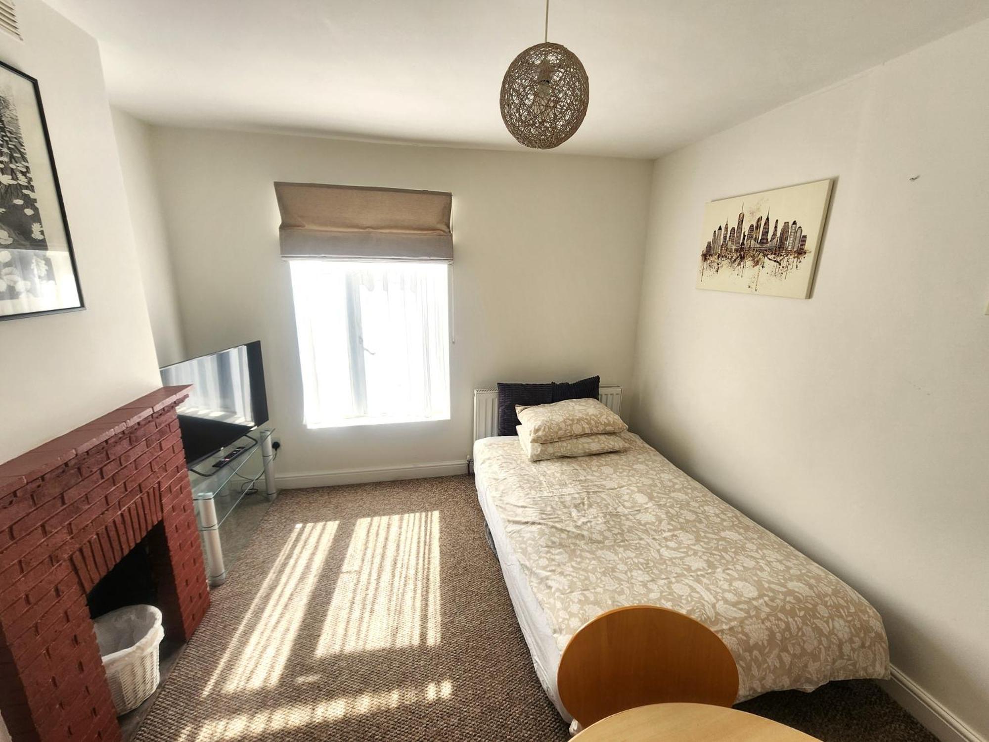 Bassett Flat With 2 Bedrooms And Superfast Wi-Fi 锡廷伯恩 外观 照片